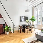 Apartament Luxury Apartement, Center Of Paryż