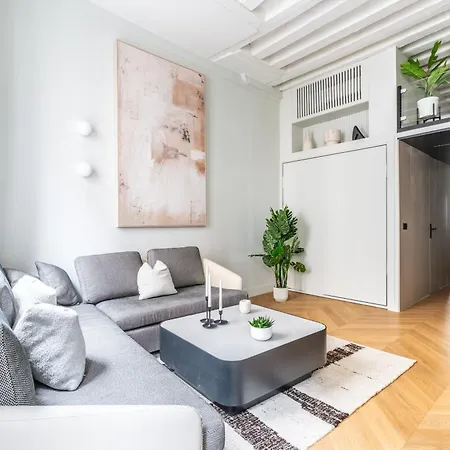 Luxury Apartement, Center Of Apartment
